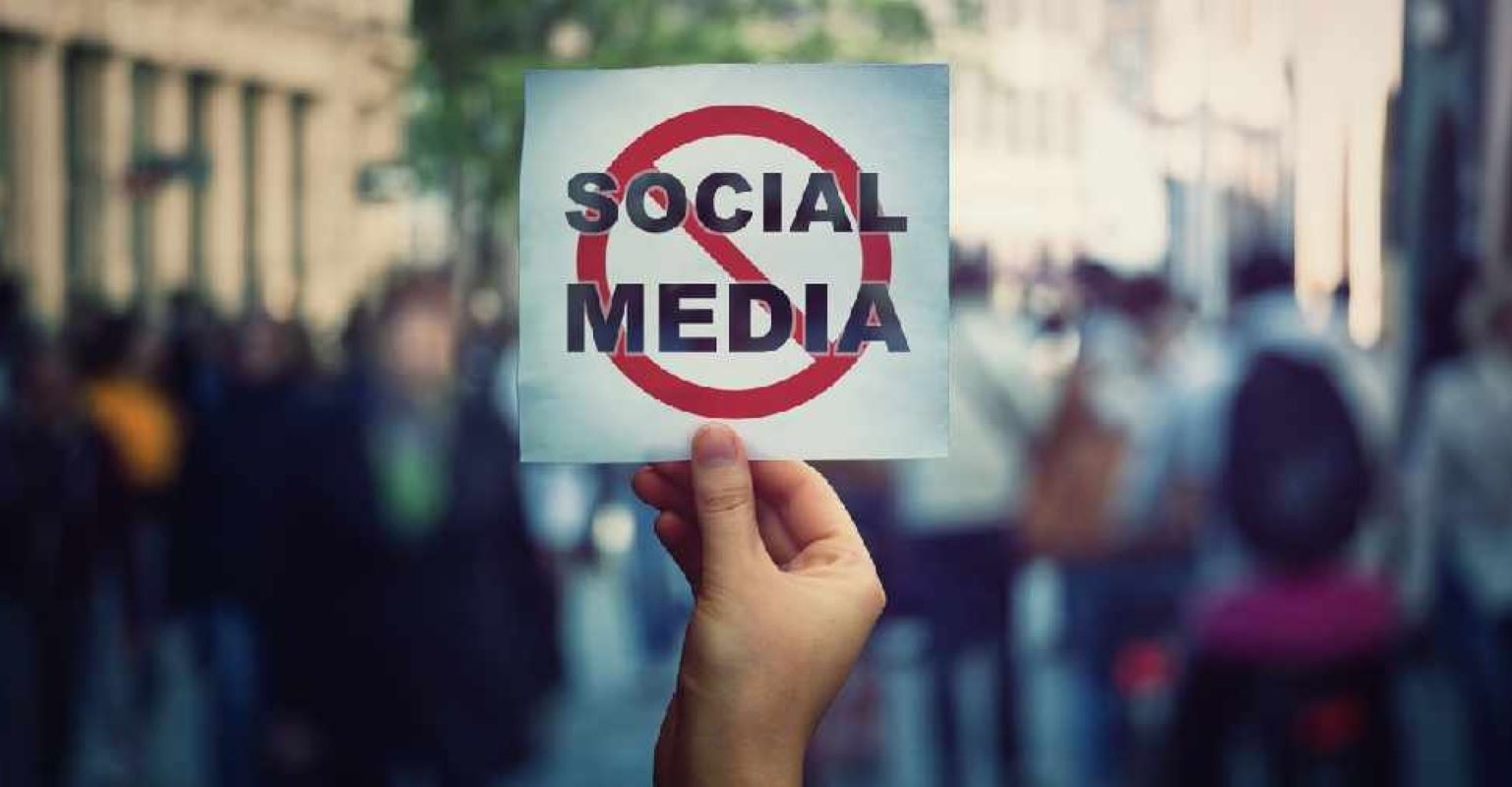 UAE Sets 15 Years as Minimum Age for Personal Social Media Accounts